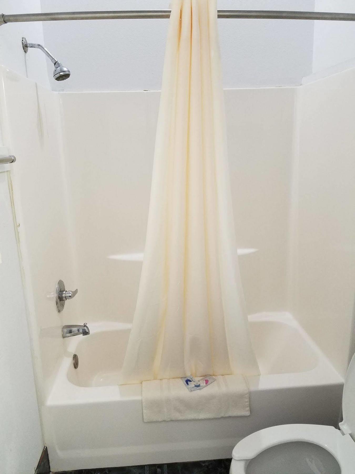 וות'רפורד Quality One Motel מראה חיצוני תמונה