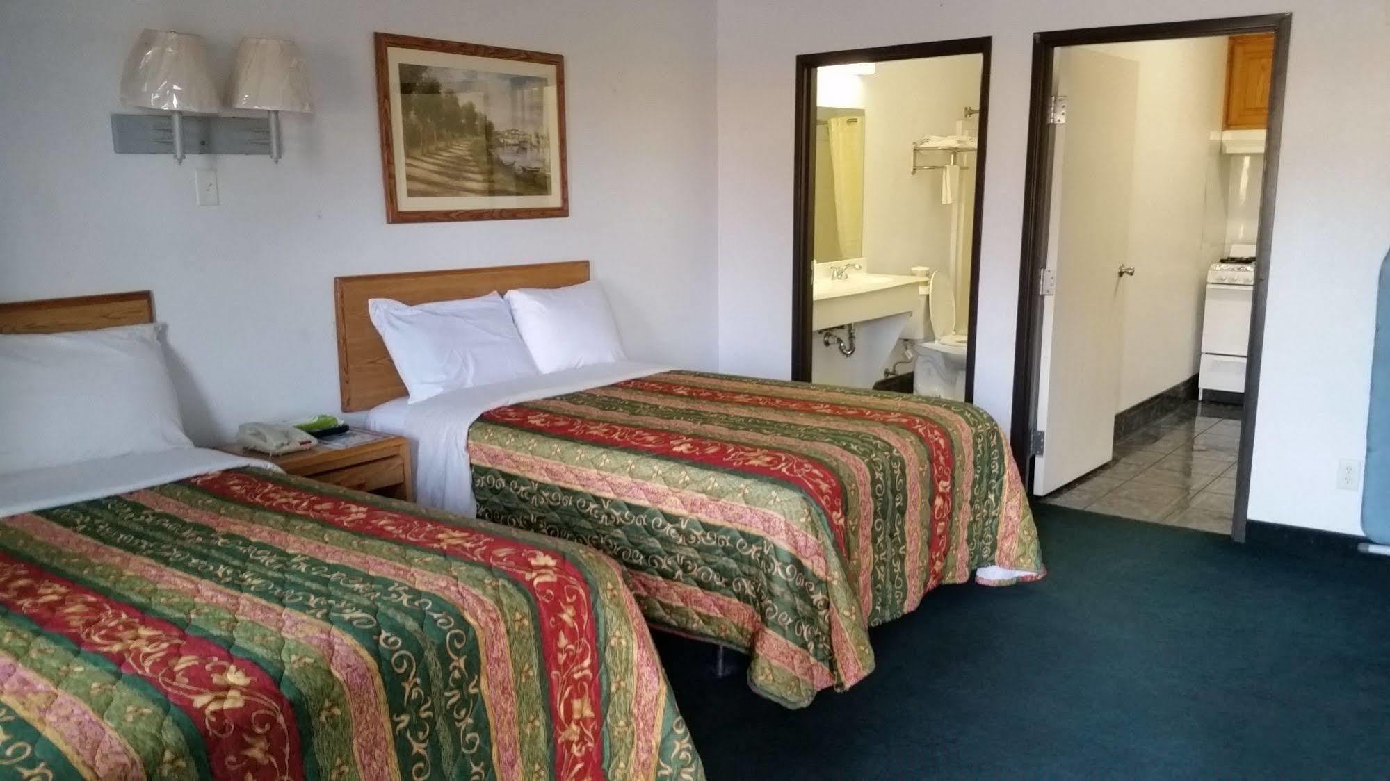 וות'רפורד Quality One Motel מראה חיצוני תמונה